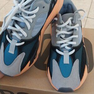 Yeezy Boost 700 size 5 1/2